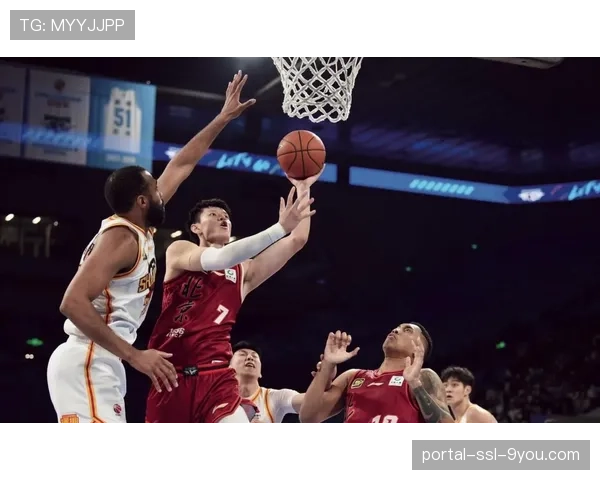 业余联赛调研：民间比赛风格滞后NBA约3-4年，仍重内线单打